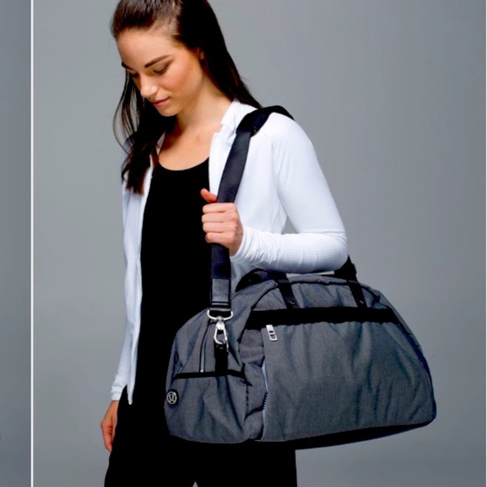 EUC lululemon All You Need Duffle 🍋